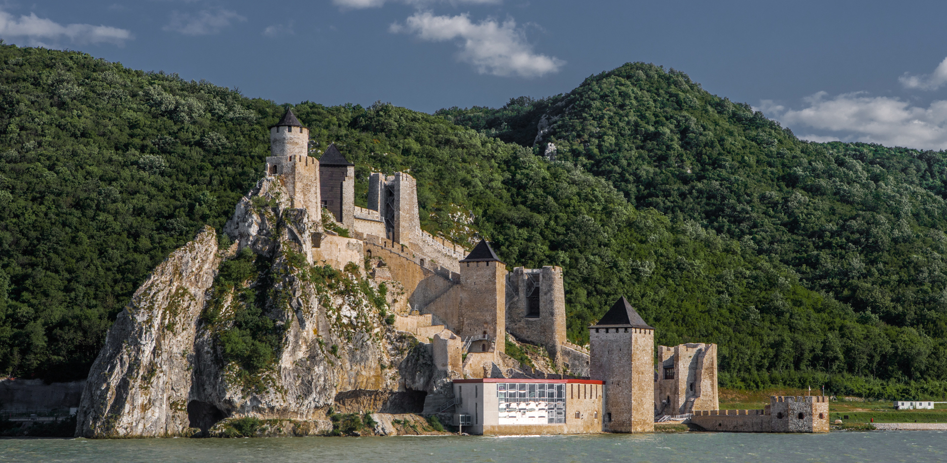 Golubac – spomenik kulture i svetska atrakcija